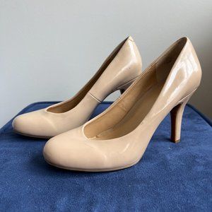 Kelly & Katie Nude Heels Size 8.5